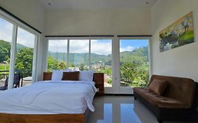 Cahaya 1 Guest House